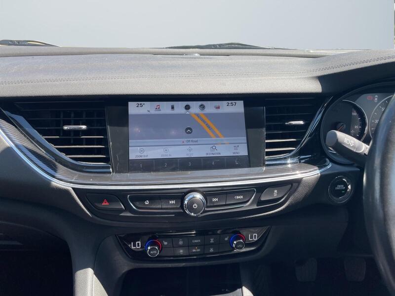 VAUXHALL INSIGNIA