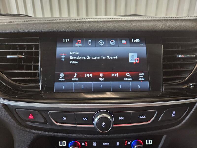 VAUXHALL INSIGNIA